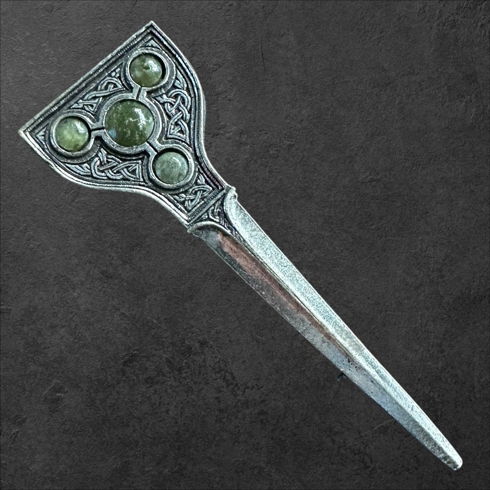 Miracle Celtic Dirk Pin Brooch Green Stone Silver Tone Knotwork Dagger - Picture 1 of 8
